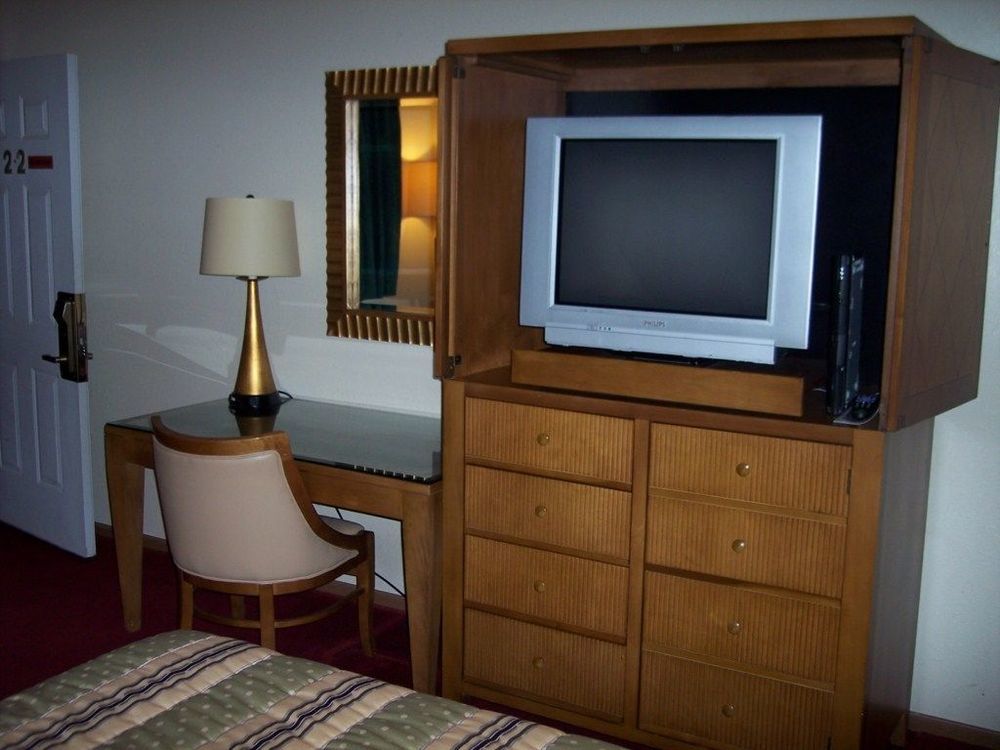 Motel Night