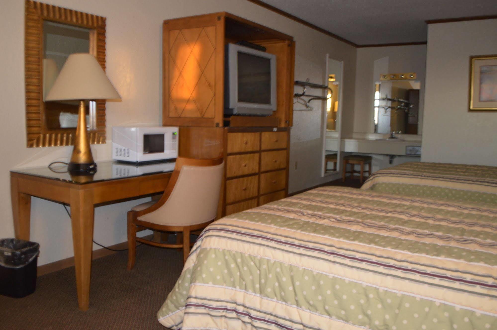 Night Motel 2*