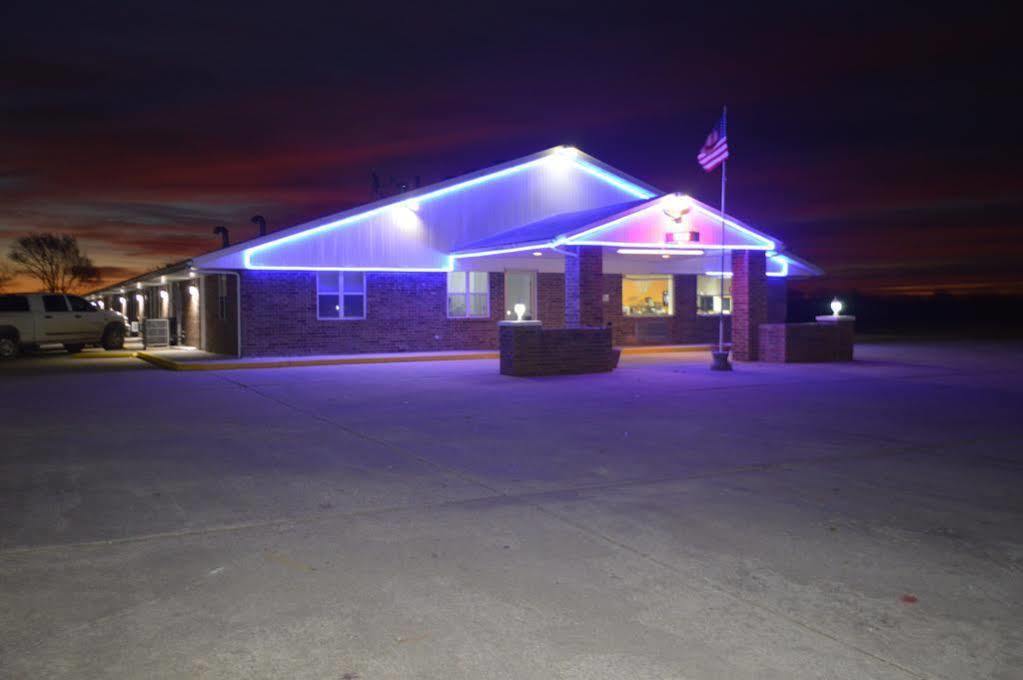 Motel Night
